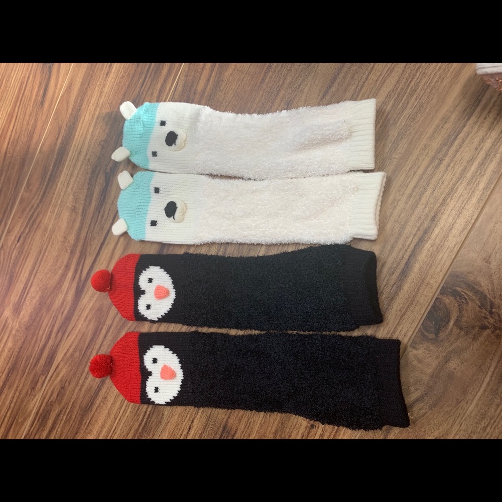 - Lot of girls fuzzy animal face socks